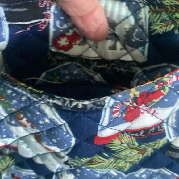 ❄️Vera Bradley Glenna Satchel, “SNOW GLOBES” - Picture 6 of 11